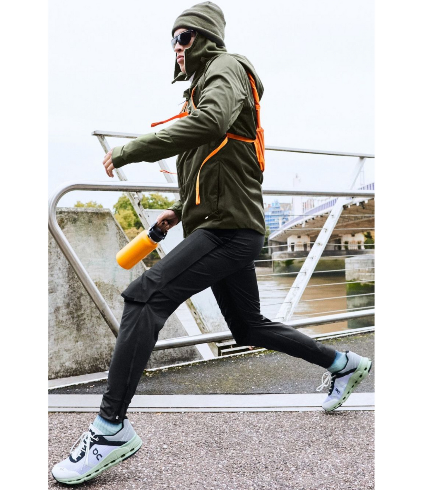 Tenis On Running Cloudnova