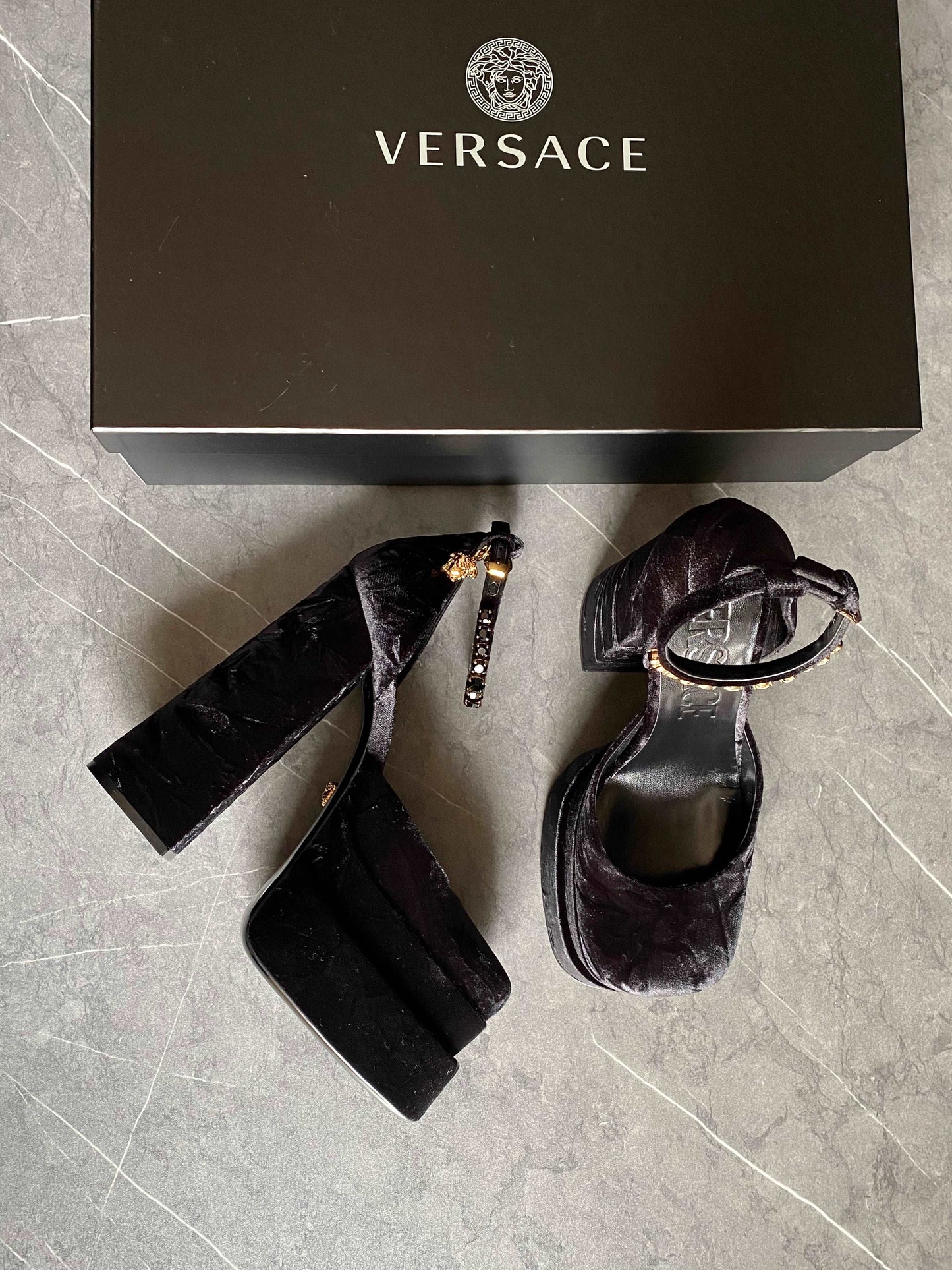 Zapatillas Versace Aevitas Negro