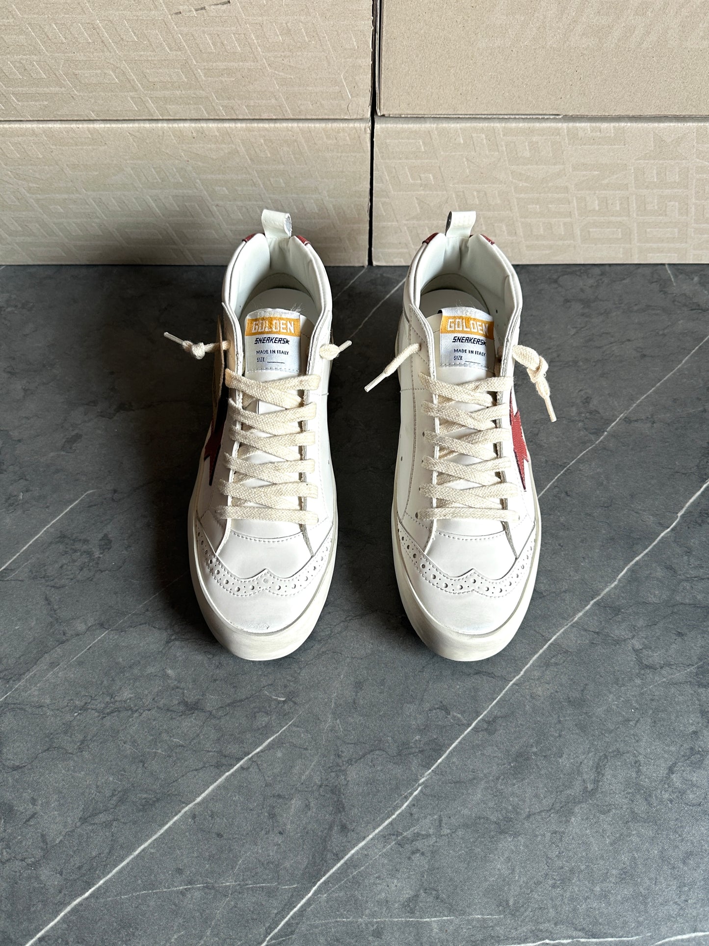 Tenis Golden Goose Mid Star Blanco Rojo