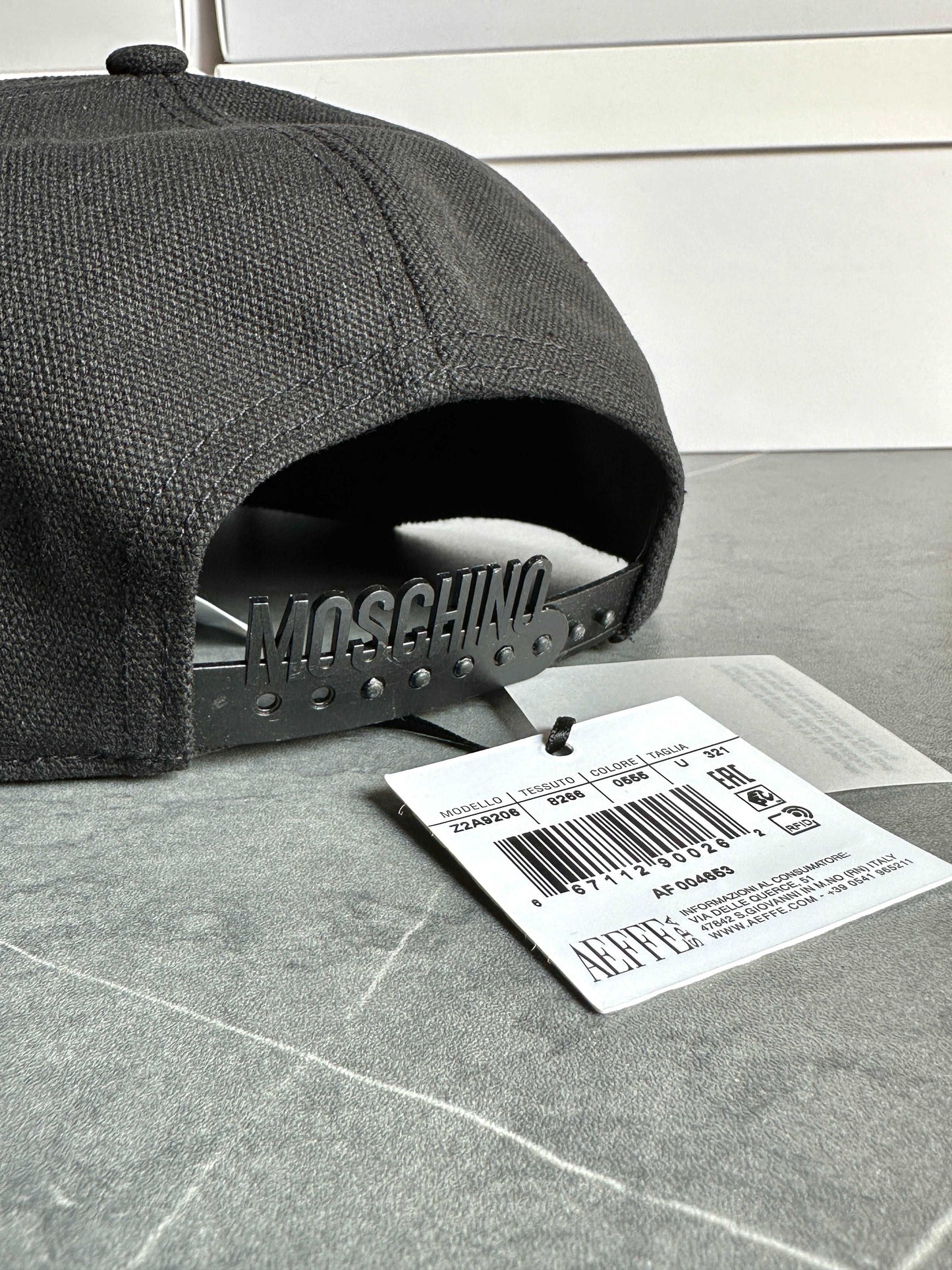 Gorra Moschino Milano Logo Negro