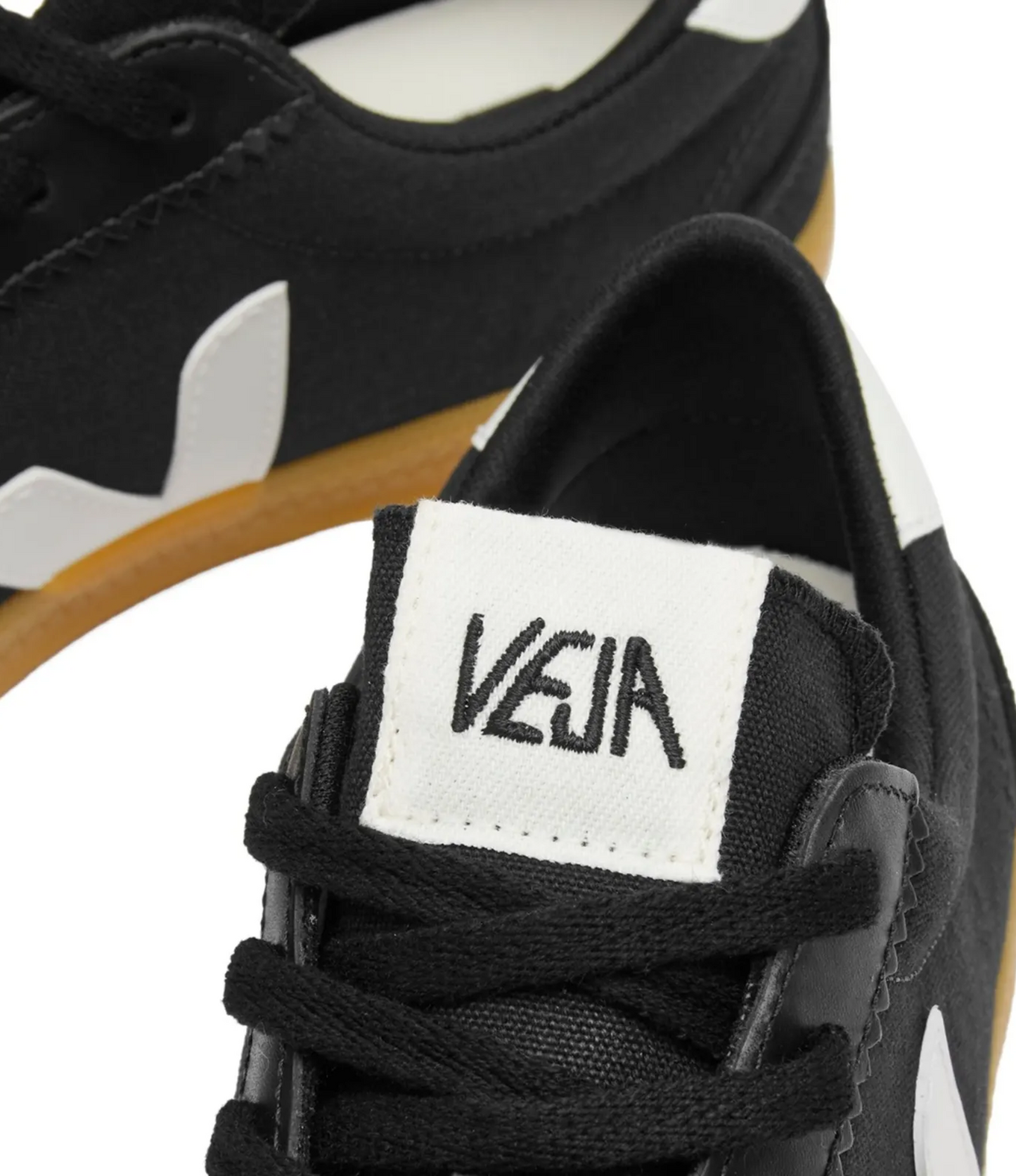 Tenis Veja Volley Negro Blanco