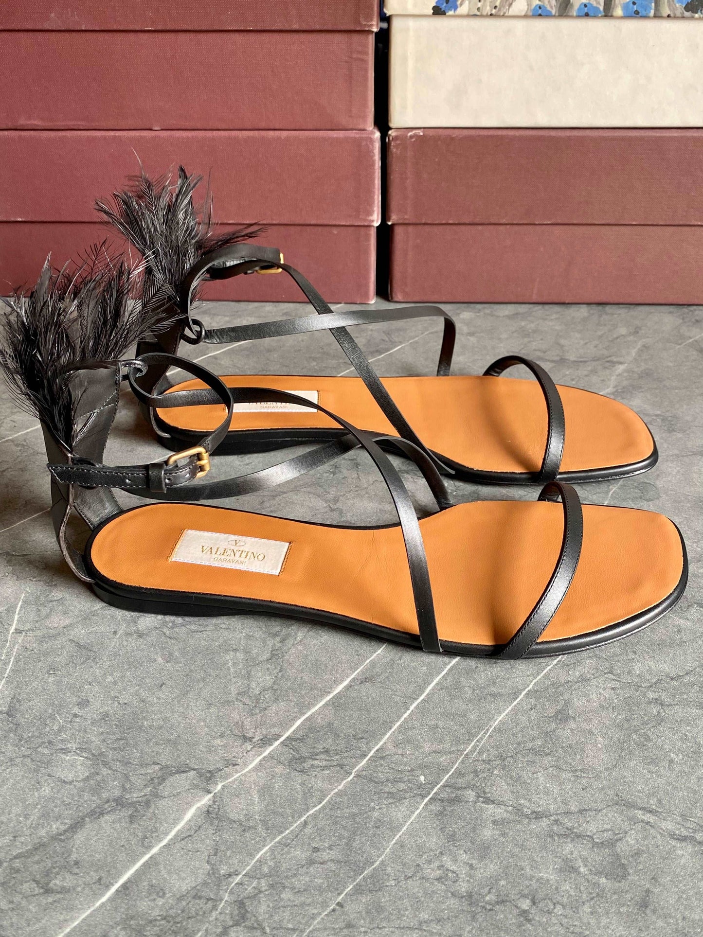 Sandalias Valentino Garavani Nativ Plumas