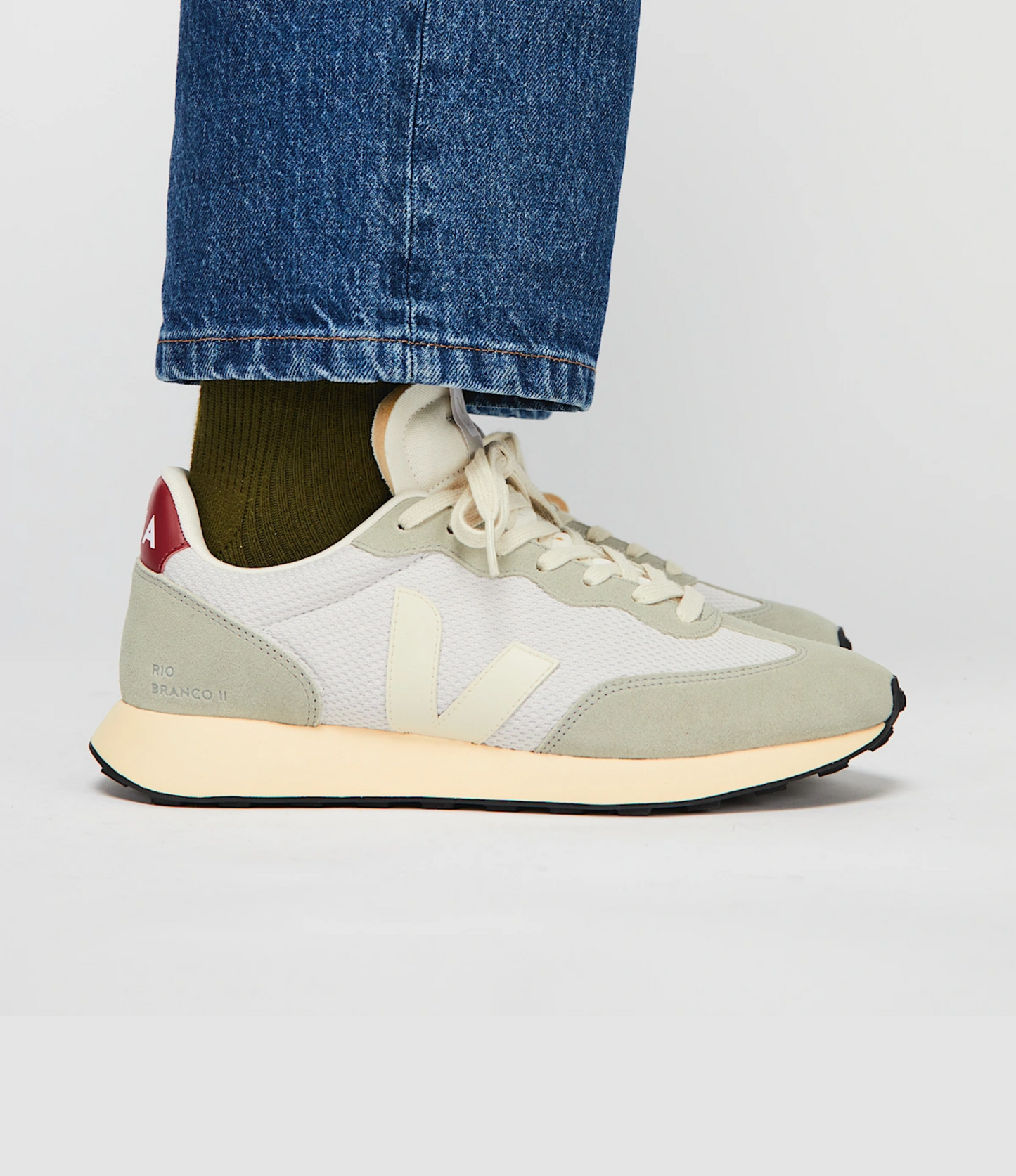 Tenis Veja Rio Branco II Gris