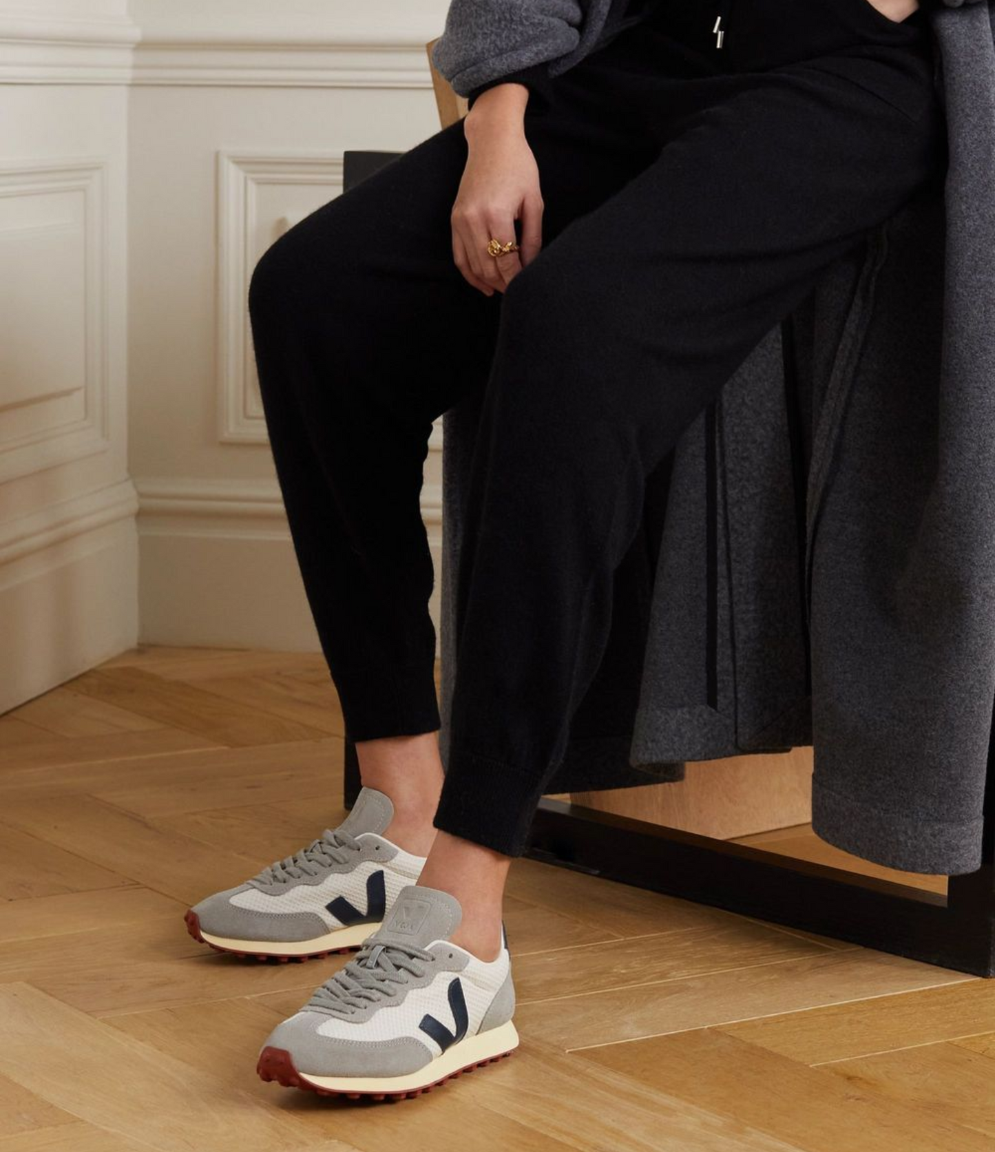 Tenis Veja Rio Branco Gris