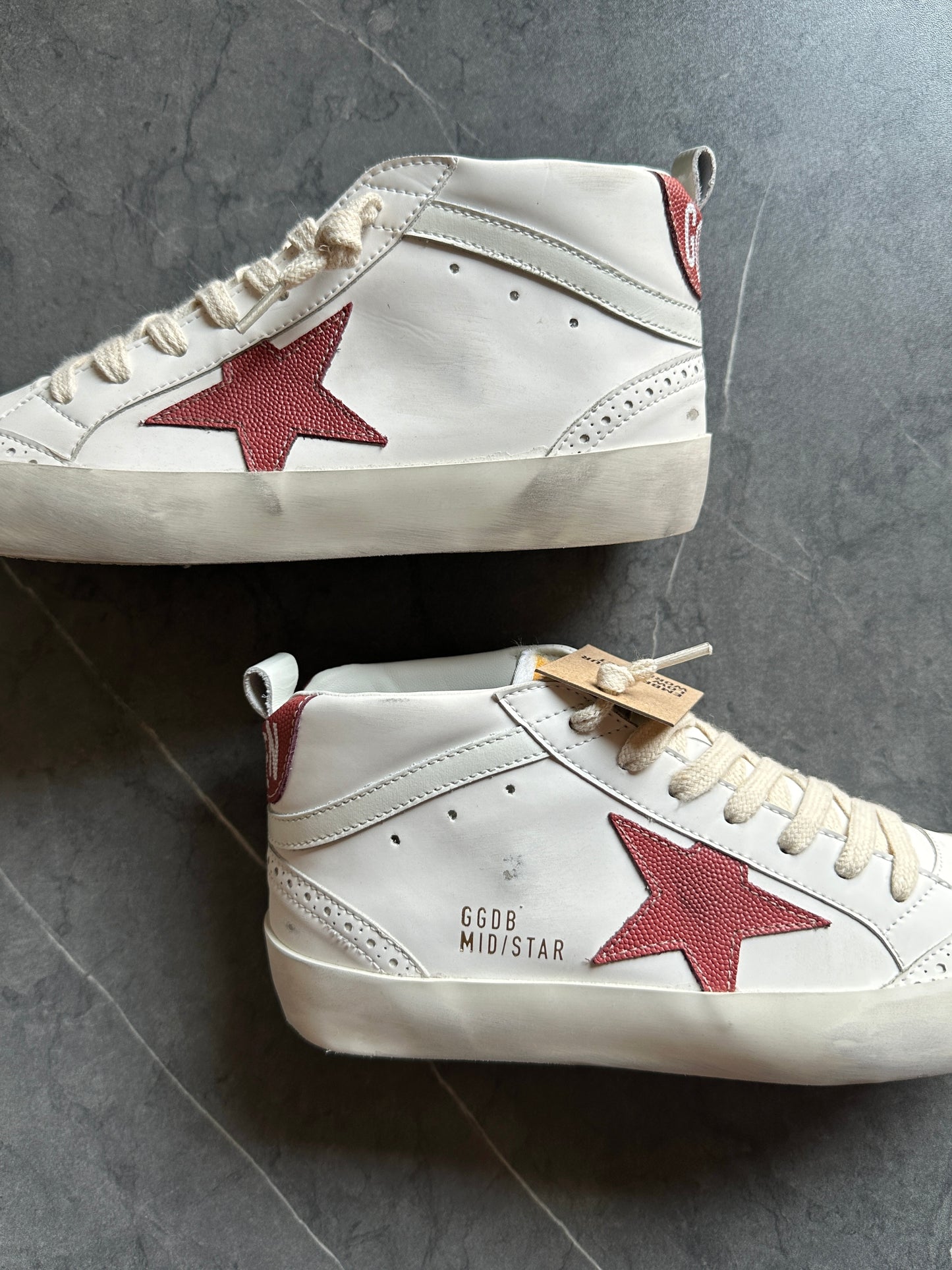 Tenis Golden Goose Mid Star Blanco Rojo