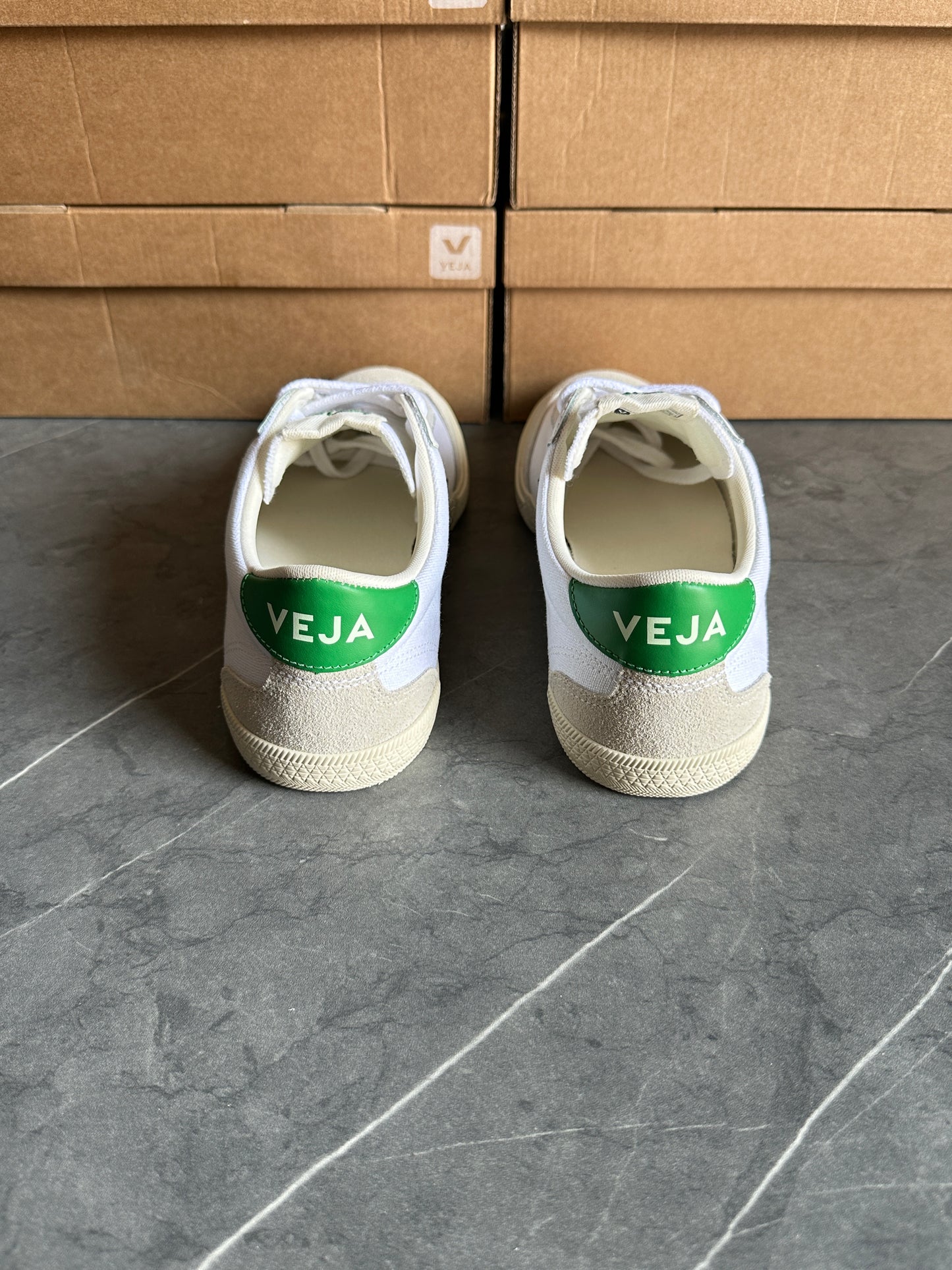 Tenis Veja Volley Blancos Verde