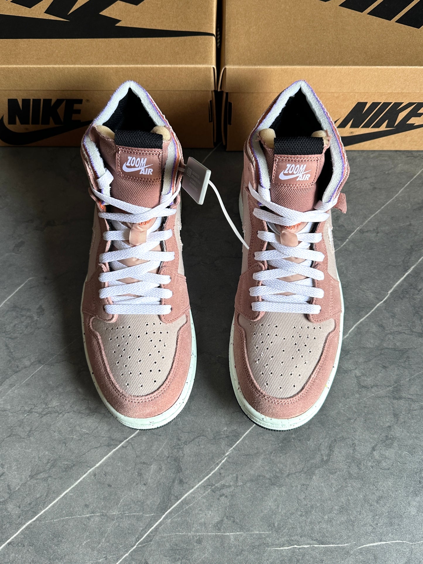 Tenis Air Jordan 1 High Zoom CMFT Fossil Stone