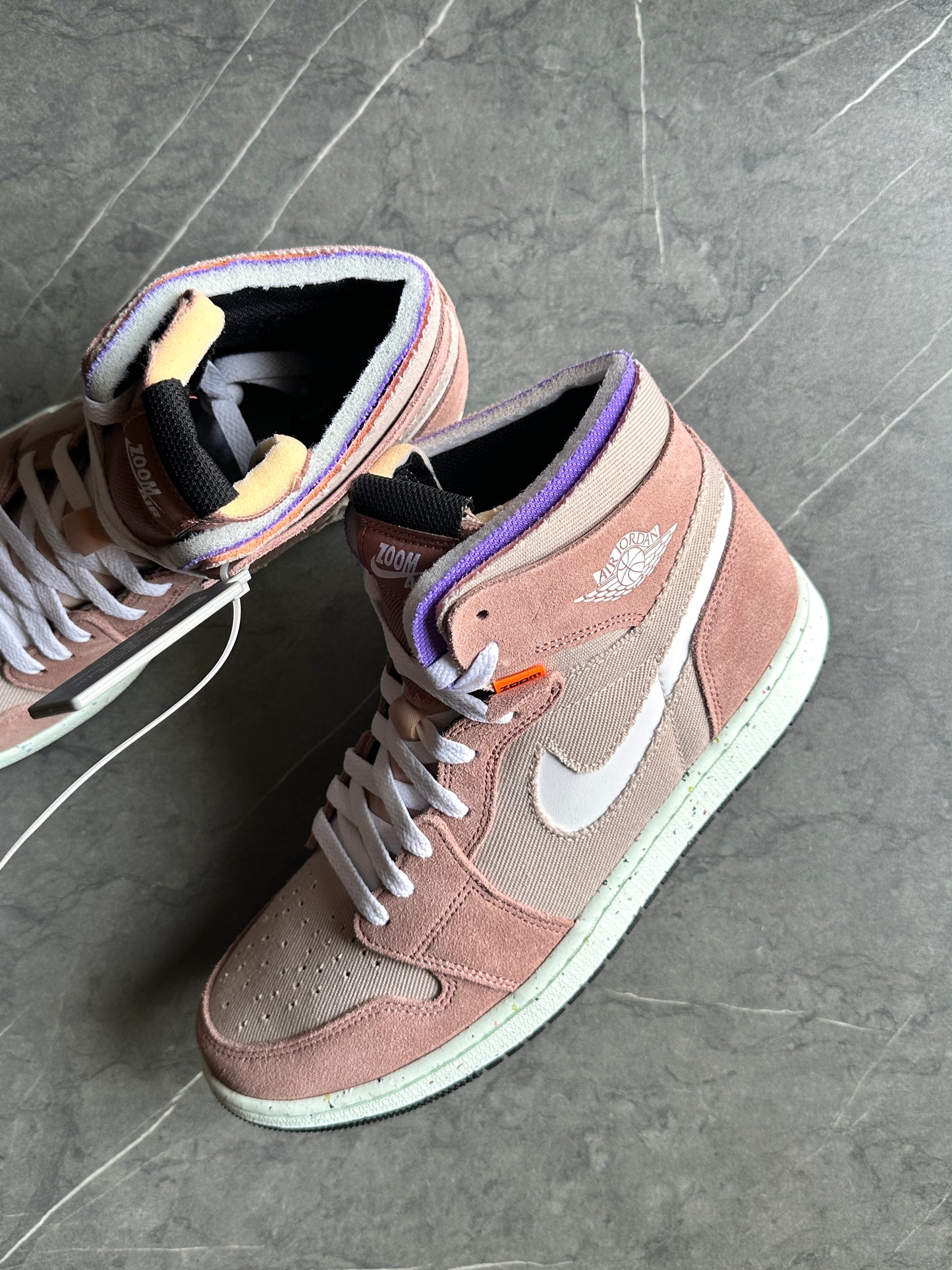 Tenis Air Jordan 1 High Zoom CMFT Fossil Stone